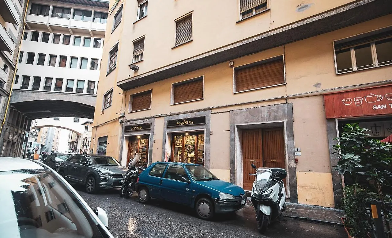 Acacia Firenze - Avocado Apartman 0*,